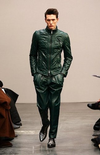 Milan: Gaetano Navarra Men's Fall 2009 Milan: Gaetano Navarra Men's Fall 2009