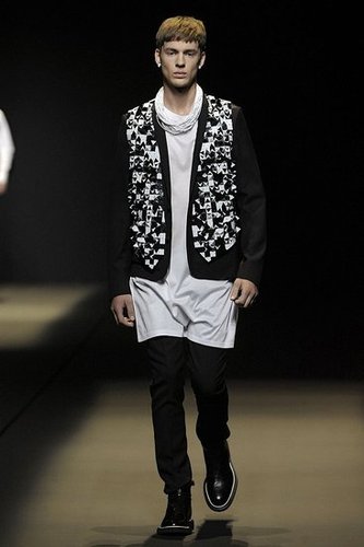 Paris: Dior Homme Fall 2009 Paris: Dior Homme Fall 2009