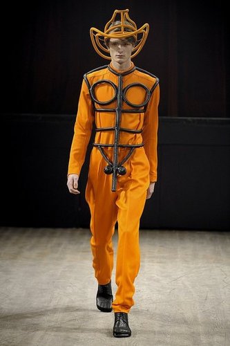 Paris: Walter Van Beirendonck Men's Fall 2009 Paris: Walter Van Beirendonck Men's Fall 2009
