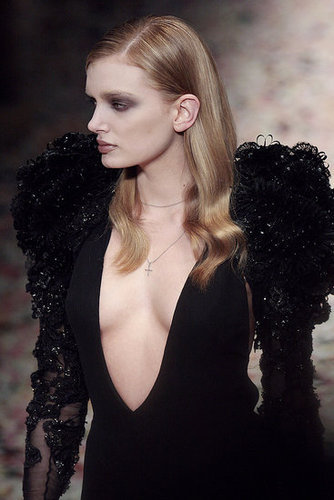 Givenchy Spring 2009 Haute Couture Givenchy Spring 2009 Haute Couture