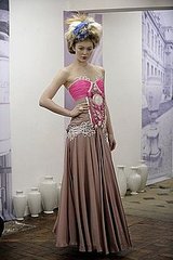On Aura Tout Spring 2009 Haute Couture