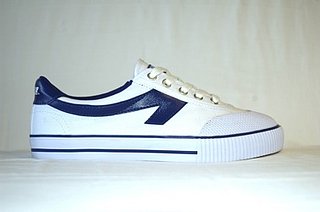 The Peoples Shoes Import from Shanghai China and Donates to the Starfish Project