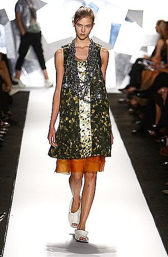 Fashion In 50 Seconds 12/17/08 Vera Goes Off-Site, Costa and Karan Cut Back, Moss Re-Signs With Topshop, Farrow Collabs