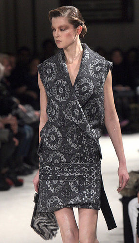 Miu Miu Fall 2009: A Sultry Riff on the Bourgeois Miu Miu Fall 2009: A Sultry Riff on the Bourgeois