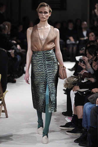 Miu Miu Fall 2009: A Sultry Riff on the Bourgeois Miu Miu Fall 2009: A Sultry Riff on the Bourgeois