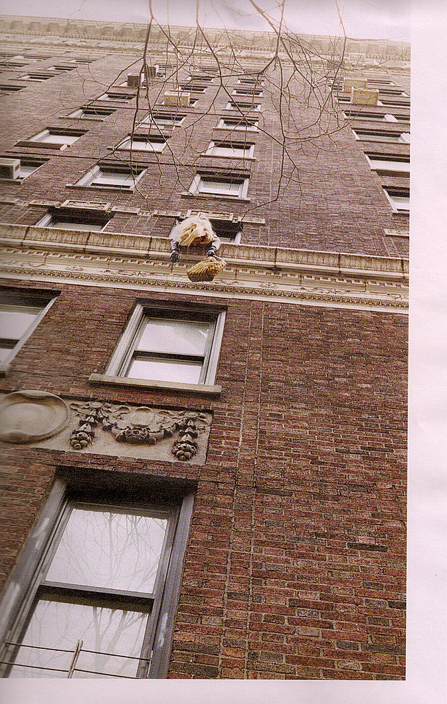 Marc Jacobs Doesn't Design Louis Vuitton Cruise, But Encourages Leaning Out of Buildings in His Fall 2009 Ads Marc Jacobs Doesn't Design Louis Vuitton Cruise, But Encourages Leaning Out of Buildings in His Fall 2009 Ads