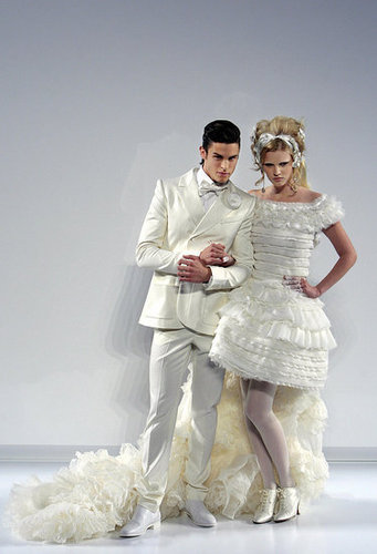 Karl Lagerfeld's Fall 2009 Chanel Couture: All High/Low Skirts and Perfume Bottles Karl Lagerfeld's Fall 2009 Chanel Couture: All High/Low Skirts and Perfume Bottles