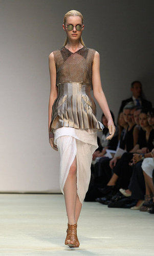 Marios Schwab Debuts Three-Way Layering for Spring 2010 Marios Schwab Debuts Three-Way Layering for Spring 2010