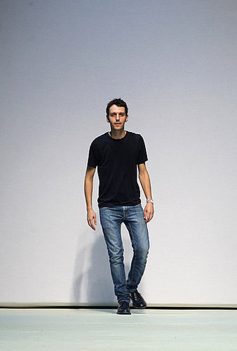 Marios Schwab Debuts Three-Way Layering for Spring 2010 Marios Schwab Debuts Three-Way Layering for Spring 2010