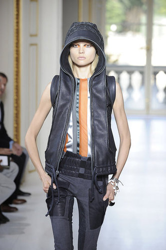 Balenciaga Aims to Go Thorougly Modern for Spring 2010 Balenciaga Aims to Go Thorougly Modern for Spring 2010