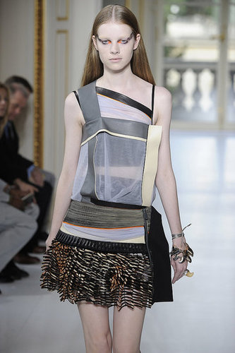 Balenciaga Aims to Go Thorougly Modern for Spring 2010 Balenciaga Aims to Go Thorougly Modern for Spring 2010