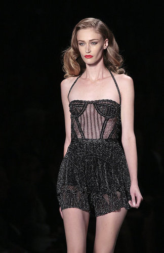 Christian Dior Channels Film Noir for Spring 2010 Christian Dior Channels Film Noir for Spring 2010