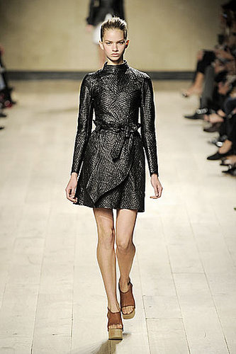 Pheobe Philo's First Celine Runway Collection for Spring 2010: The Reviews Are In Pheobe Philo's First Celine Runway Collection for Spring 2010: The Reviews Are In