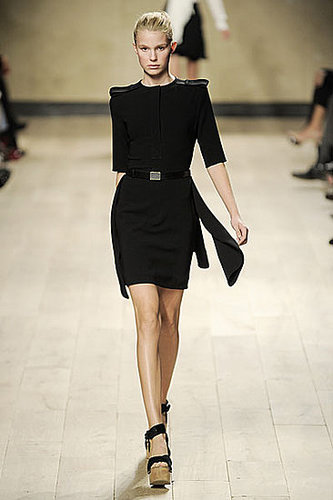 Pheobe Philo's First Celine Runway Collection for Spring 2010: The Reviews Are In Pheobe Philo's First Celine Runway Collection for Spring 2010: The Reviews Are In