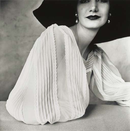 Large Sleeve (Sunny Harnett), New York, 1951
Large Sleeve (Sunny Harnett), New York, 1951