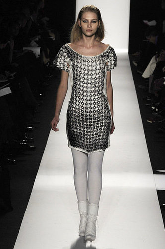 New York Fashion Week: Narciso Rodriguez Fall 2009 Video New York Fashion Week: Narciso Rodriguez Fall 2009 Video