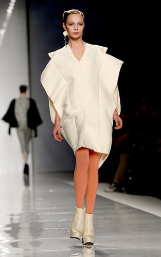 Milan Fashion Week: Mila Schon Fall 2009 Milan Fashion Week: Mila Schon Fall 2009