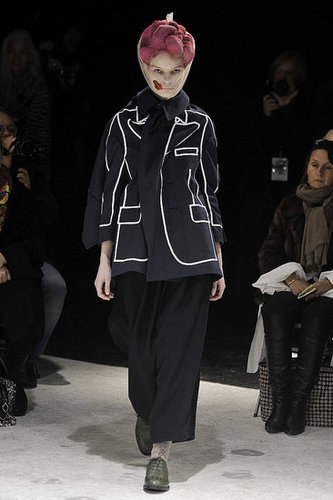 Paris Fashion Week: Comme des Garcons Fall 2009 Paris Fashion Week: Comme des Garcons Fall 2009
