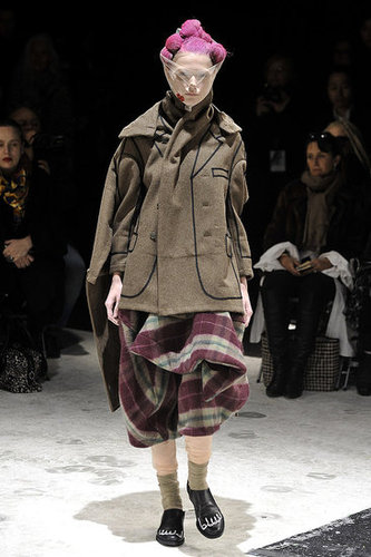 Paris Fashion Week: Comme des Garcons Fall 2009 Paris Fashion Week: Comme des Garcons Fall 2009