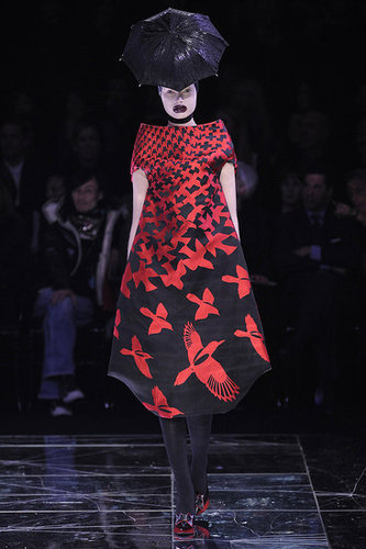 Paris Fashion Week: Alexander McQueen Fall 2009 Paris Fashion Week: Alexander McQueen Fall 2009