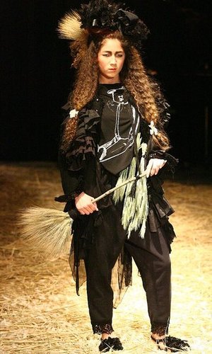 Japan Fashion Week: Fur Fur Fall 2009