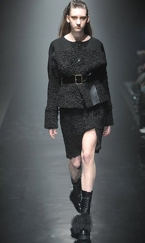 Japan Fashion Week: Hisui Fall 2009
