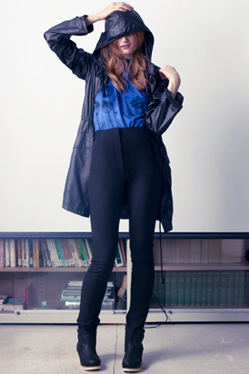 Recycled polyester jacket. Bamboo/organic cotton t-shirt hand-dyed with Iranian indigo and eggplant printed with rubber based sumac leaf paint.
Recycled polyester jacket. Bamboo/organic cotton t-shirt hand-dyed with Iranian indigo and eggplant printed with rubber based sumac leaf paint.