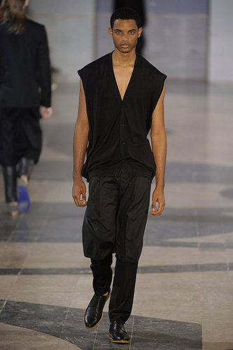 Paris: Kris Van Assche Men's Spring 2010 Paris: Kris Van Assche Men's Spring 2010