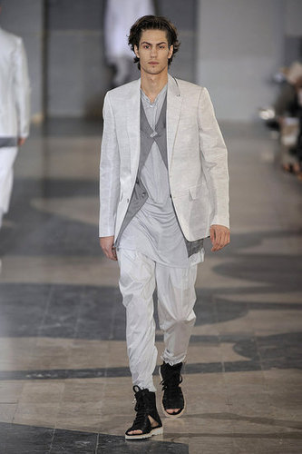 Paris: Kris Van Assche Men's Spring 2010 Paris: Kris Van Assche Men's Spring 2010