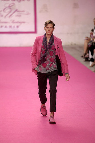 Paris: Emanuel Ungaro Men's Spring 2010 Paris: Emanuel Ungaro Men's Spring 2010