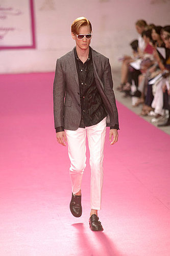 Paris: Emanuel Ungaro Men's Spring 2010 Paris: Emanuel Ungaro Men's Spring 2010