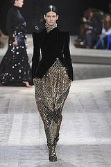 Givenchy Fall 2009 Haute Couture 