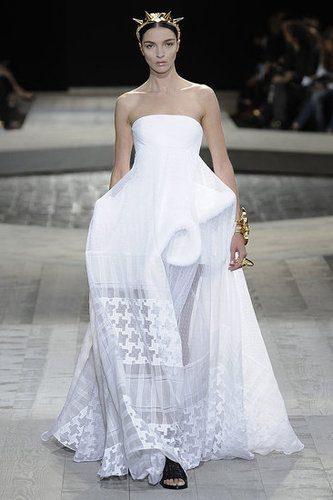Givenchy Fall 2009 Haute Couture Givenchy Fall 2009 Haute Couture