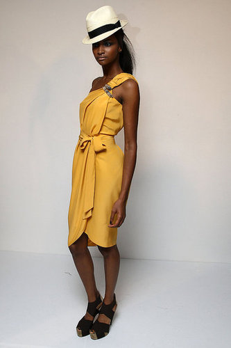New York Fashion Week: Monique Lhuillier Spring 2010 New York Fashion Week: Monique Lhuillier Spring 2010