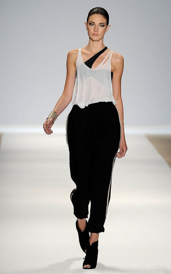 New York Fashion Week: Yigal Azrouël Spring 2010 New York Fashion Week: Yigal Azrouël Spring 2010