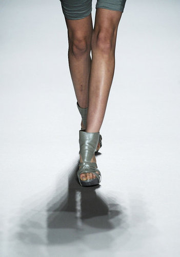 New York Fashion Week: Nicole Miller Spring 2010 New York Fashion Week: Nicole Miller Spring 2010