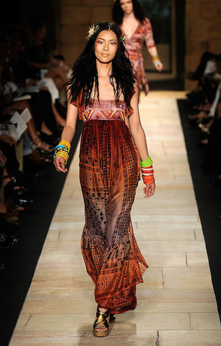 New York Fashion Week: Diane Von Furstenberg Spring 2010 New York Fashion Week: Diane Von Furstenberg Spring 2010