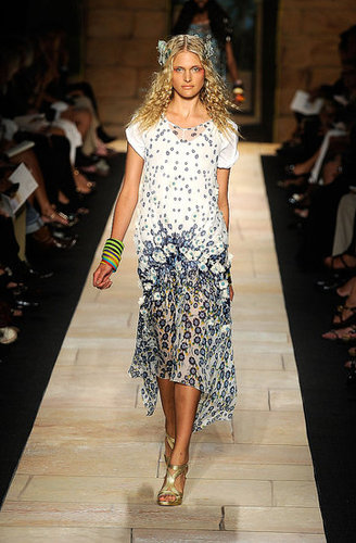 New York Fashion Week: Diane Von Furstenberg Spring 2010 New York Fashion Week: Diane Von Furstenberg Spring 2010