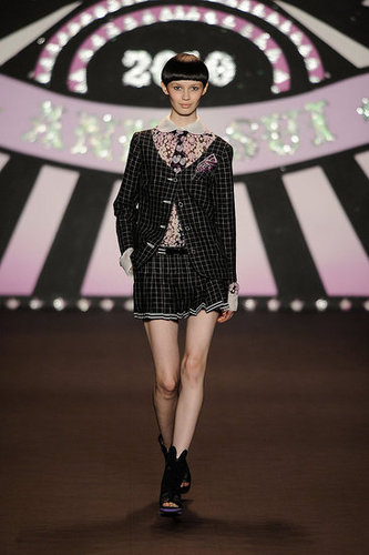New York Fashion Week: Anna Sui Spring 2010 New York Fashion Week: Anna Sui Spring 2010