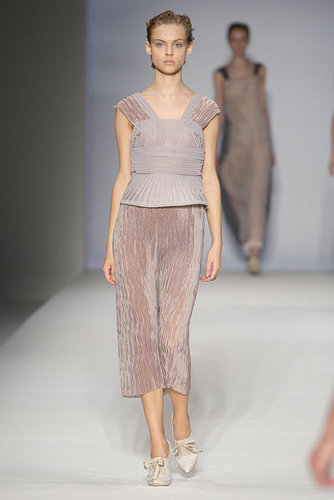 Milan Fashion Week: Alberta Ferretti Spring 2010 Milan Fashion Week: Alberta Ferretti Spring 2010