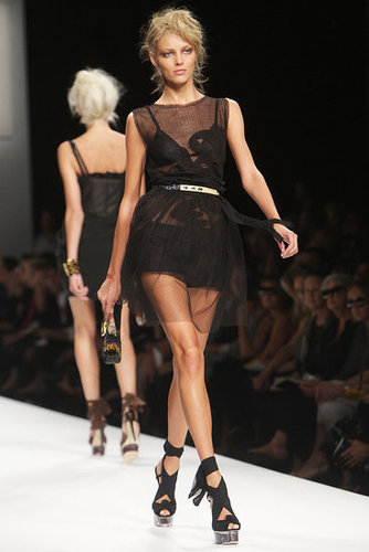Milan Fashion Week: Fendi Spring 2010 Milan Fashion Week: Fendi Spring 2010