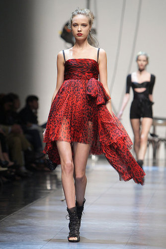 Milan Fashion Week: Dolce & Gabbana Spring 2010 Milan Fashion Week: Dolce & Gabbana Spring 2010
