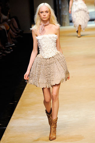 D&G
D&G