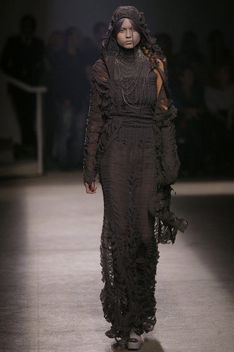 Paris Fashion Week: Gareth Pugh Spring 2010 Paris Fashion Week: Gareth Pugh Spring 2010