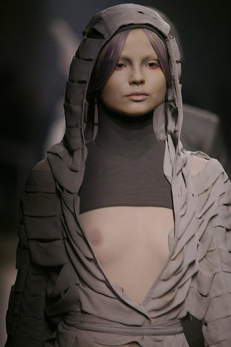 Paris Fashion Week: Gareth Pugh Spring 2010 Paris Fashion Week: Gareth Pugh Spring 2010