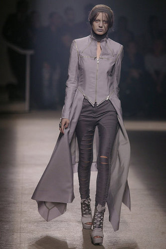 Paris Fashion Week: Gareth Pugh Spring 2010 Paris Fashion Week: Gareth Pugh Spring 2010