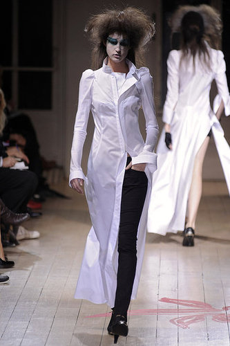 Paris Fashion Week: Yohji Yamamoto Spring 2010 Paris Fashion Week: Yohji Yamamoto Spring 2010