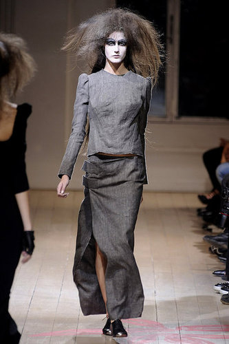 Paris Fashion Week: Yohji Yamamoto Spring 2010 Paris Fashion Week: Yohji Yamamoto Spring 2010