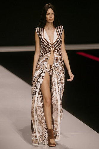 Paris Fashion Week: Leonard Spring 2010 Paris Fashion Week: Leonard Spring 2010