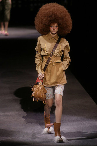 Paris Fashion Week: Louis Vuitton Spring 2010 Paris Fashion Week: Louis Vuitton Spring 2010